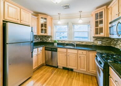 912 Chestnut St unit 914, Waban, MA 02468 - photo 6