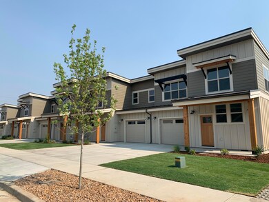 3602 SW Badger Ave, Redmond, OR 97756 - photo 2