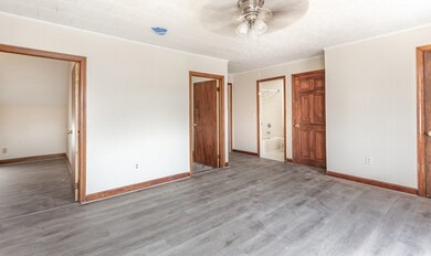 325 Hope St unit 3, Fall River, MA 02721 - photo 4