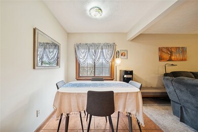 447 Washington Ave, Leechburg, PA 15656 - photo 5