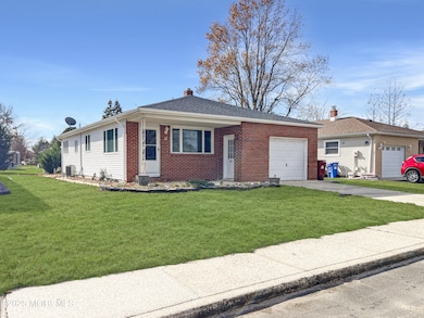 17 Christiansted St, Toms River, NJ 08757 - photo 2