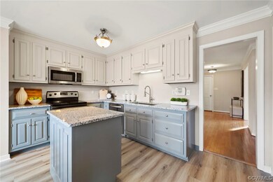 New Flooring & Granite!