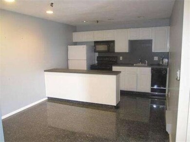 Sagamore Place Condominiums unit 903, Quincy, MA 02171 - photo 2