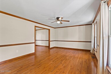 905 Welsh Ln, Jacksonville, NC 28546 - photo 6