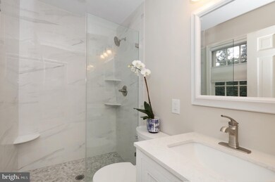 3614 Laurel Leaf Ln, Fairfax, VA 22031 - photo 6