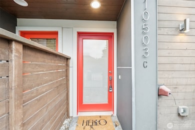 10503 Evanston Ave N unit C, Seattle, WA 98133 - photo 3