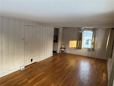 57 Schaeffer St, Wakefield, RI 02879 - photo 3