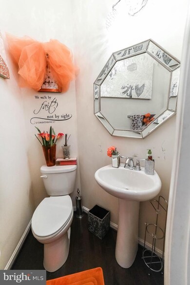 21109 Lizson Ct, California, MD 20619 - photo 7