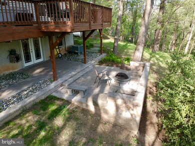 234 Cavalier Estates Dr, Harpers Ferry, WV 25425 - photo 5