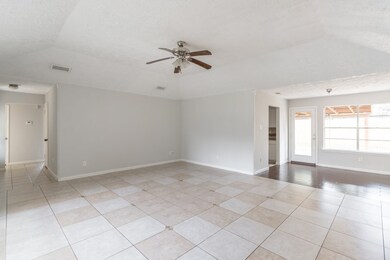 16710 Pebbleglen Dr, Houston, TX 77095 - photo 4