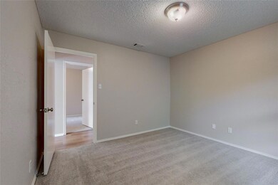 2105 Northglen Dr, Hurst, TX 76054 - photo 7