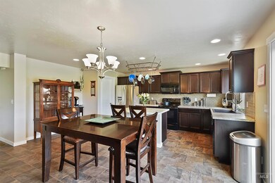 6634 E Gardenia Ln, Nampa, ID 83687 - photo 7