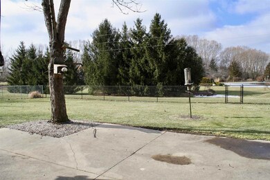 215 Highland Ave, Ossian, IN 46777 - photo 7