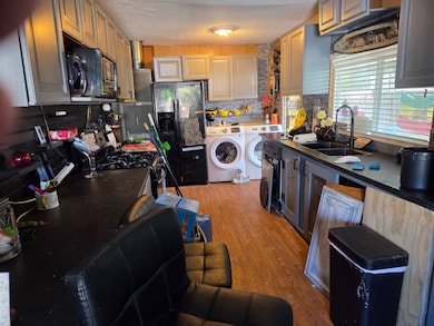 12505 Royal Rd unit 60, El Cajon, CA 92021 - photo 3