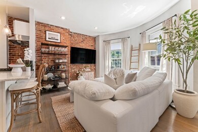 91 Waltham St unit 4, Boston, MA 02118 - photo 4