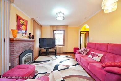 195 Locust Ave, Staten Island, NY 10306 - photo 7
