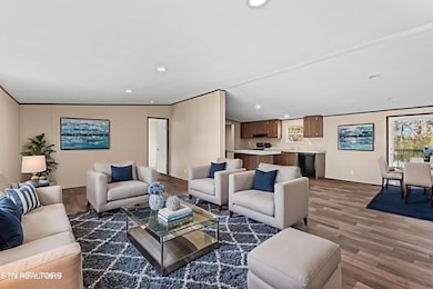 1526 Redbud Dr, Newport, TN 37821 - photo 5