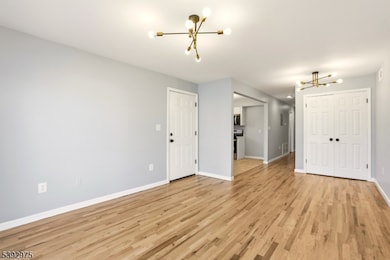 537 S 18th St, Newark, NJ 07103 - photo 6