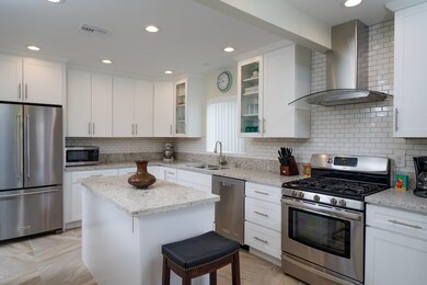 2335 E 9th St, Tucson, AZ 85719 - photo 6