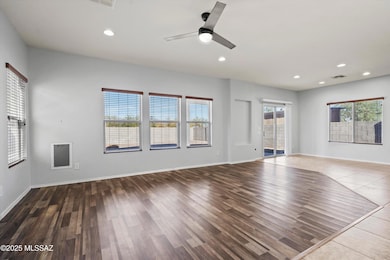 07-Living Area