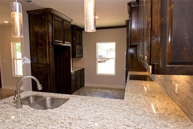 500 Advance Rd, Weatherford, TX 76088 - photo 5