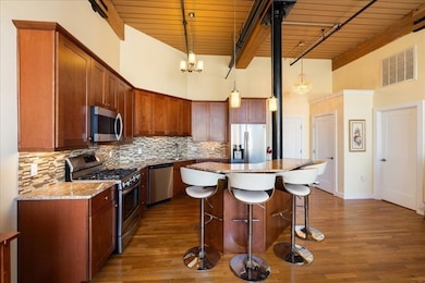 491 Dutton St unit 403, Lowell, MA 01854 - photo 7