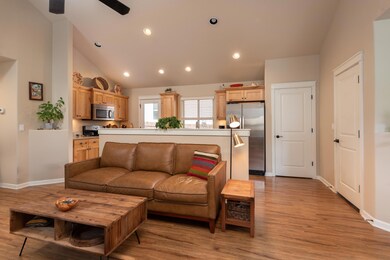 20274 Badger Rd, Bend, OR 97702 - photo 5