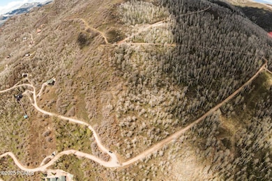 4_Canyon-Rim-Ranches-Rd_1800x1200_422602