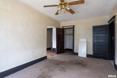 2104 Telegraph Rd, Davenport, IA 52804 - photo 5