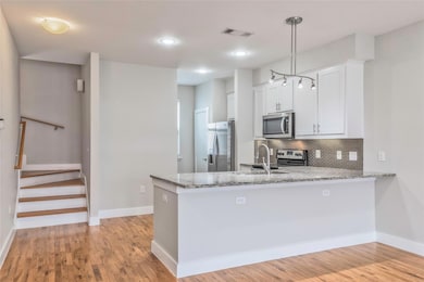 6051 Ross Ave unit 140, Dallas, TX 75206 - photo 3