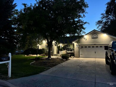 2360 Oakley Ave, Burley, ID 83318 - photo 2