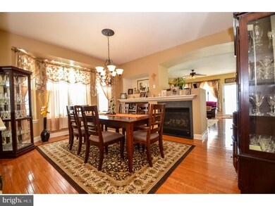 2912 Green Ct, Easton, PA 18040 - photo 4