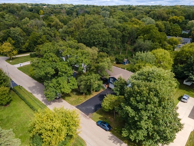 1245 Winaki Trail, Algonquin, IL 60102 - photo 7