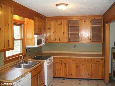 Cafeteria/Kitchen