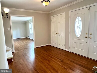 1323 Macbeth St, McLean, VA 22102 - photo 7
