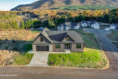 02_WaterstoneDrive_138_FrontElevated