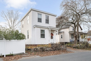 59 1/2 Valley St, Wakefield, MA 01880 - photo 2