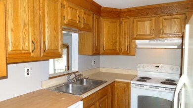 39 Jarr Brook Rd, Holliston, MA 01746 - photo 3