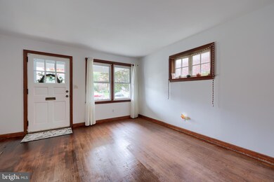 252 Locust St, New Holland, PA 17557 - photo 7