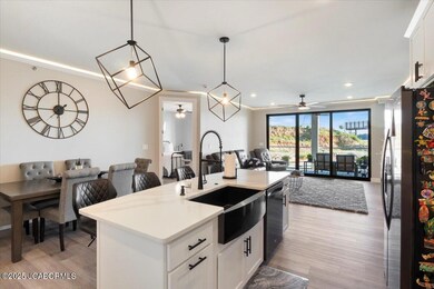 24-1055 Topsider Ln 212 - 24