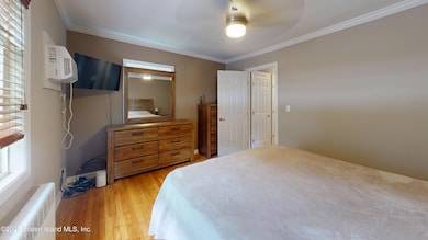 159-Arlo-Bedroom