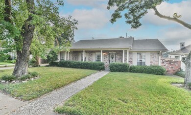 1003 Creekmont Dr, Houston, TX 77091 - photo 6