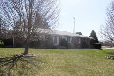 799 W 50 N, Valparaiso, IN 46385 - photo 2