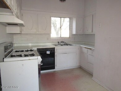 022-193023 Unit 1 Kitchen 2