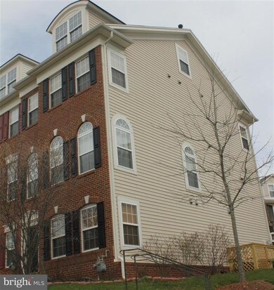 20301 Cider Barrel Dr, Germantown, MD 20876 - photo 2