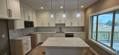 2403 E Joshua Cir, Sioux Falls, SD 57108 - photo 3