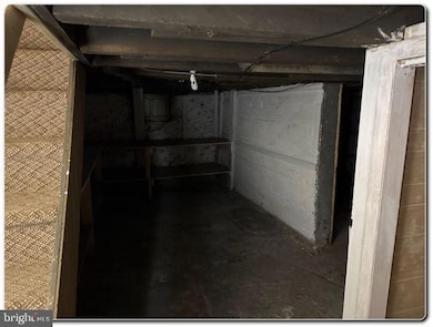 122 S 3rd St, Saint Clair, PA 17970 - photo 7