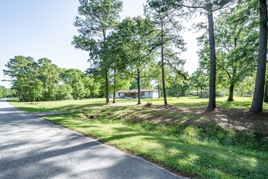 543 County Road 4021, Dayton, TX 77535 - photo 2