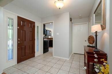 1508 Windsor Dr, Friendswood, TX 77546 - photo 3