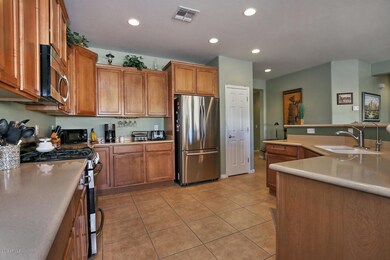 6750 W Noble Prairie Way-large-007-22-Ki